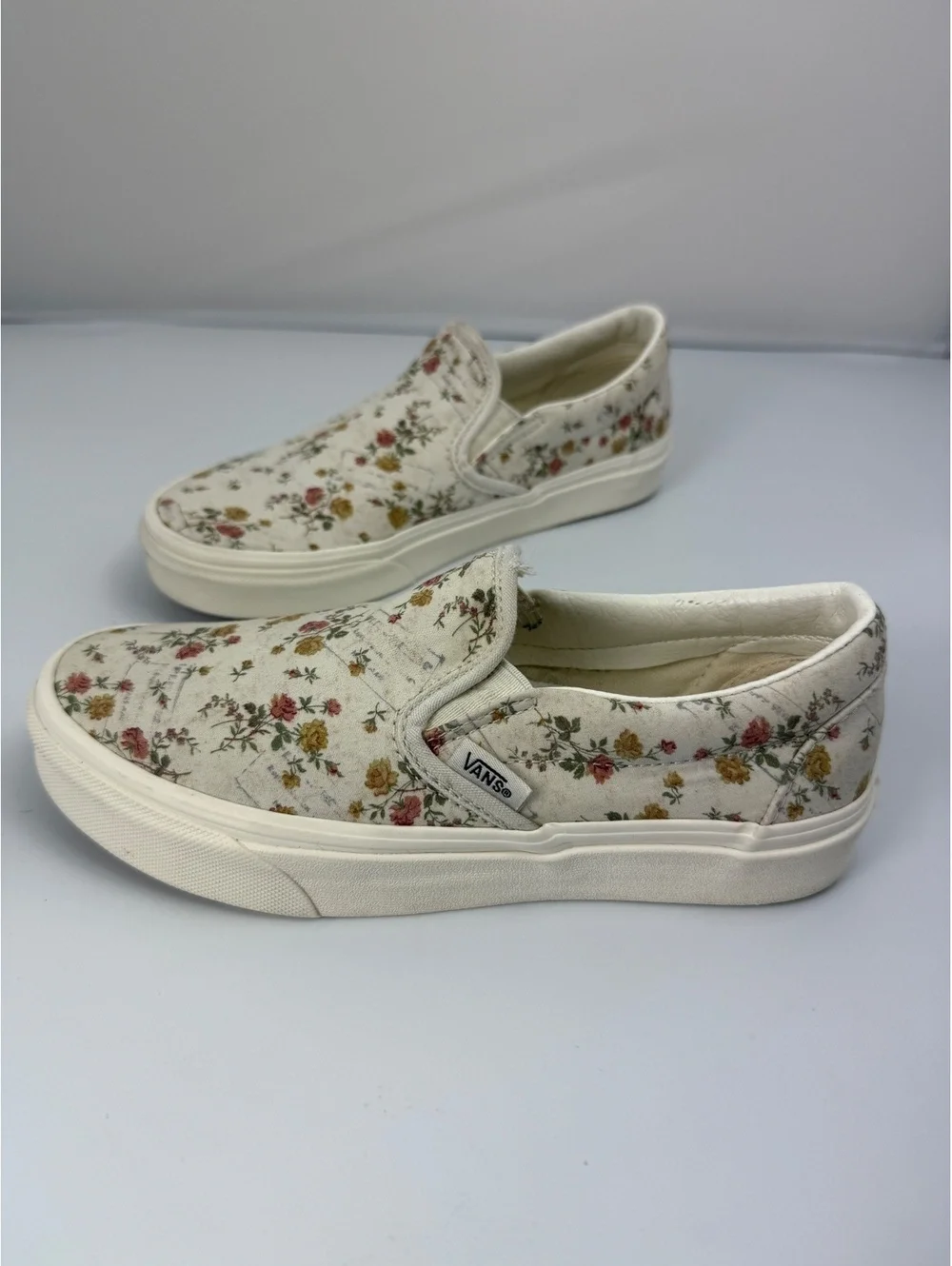Vans Classic Slip On Floral Sneakers Women's 5.5 Cream Pink Green Flowers